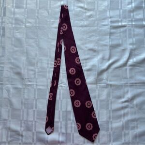 Yves Saint Laurent Vintage Pink Tie with Subtle Paisley Design & Floral Pattern